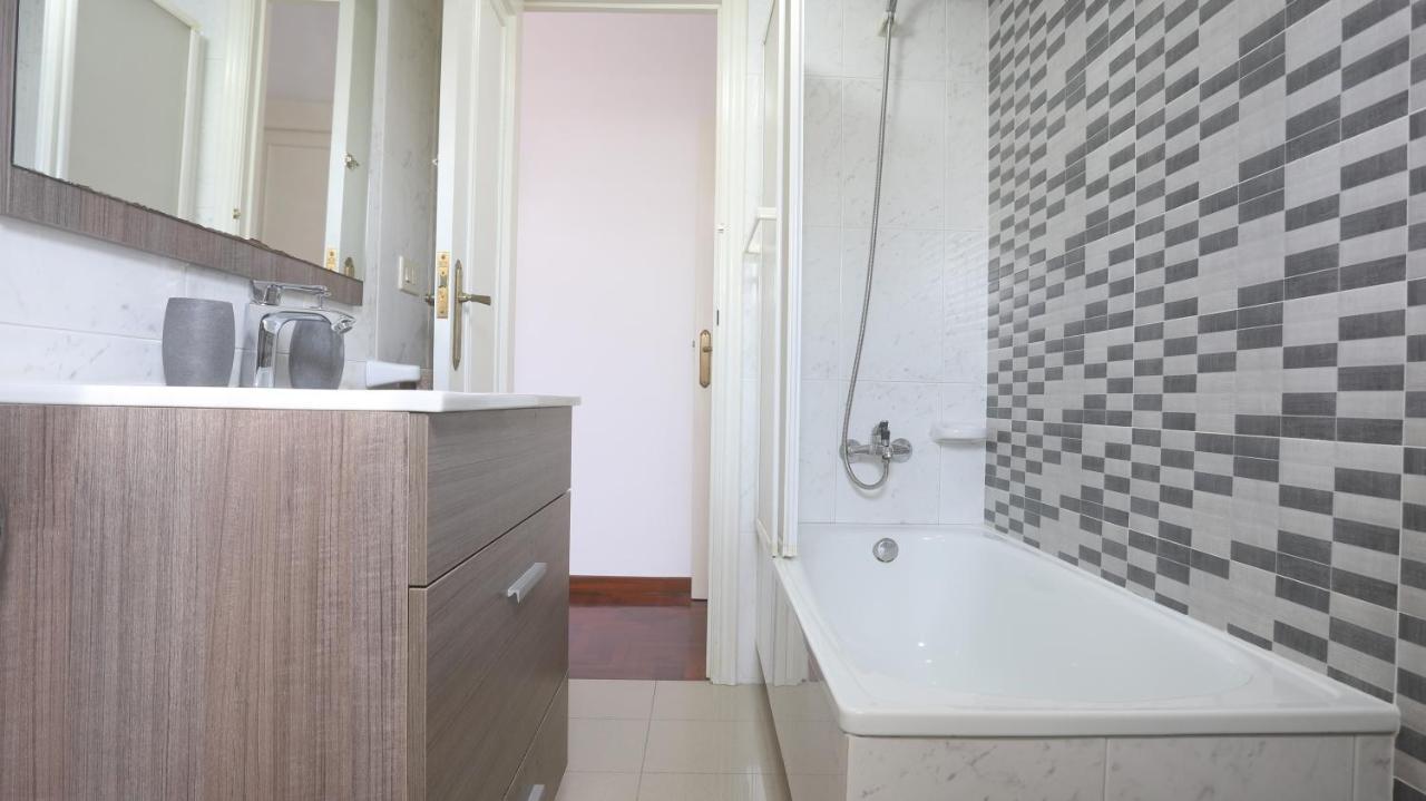 Atico Laxe Grande Apartment A Guarda Exterior photo